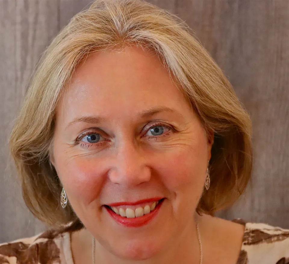 Functional Lives counsellor and therapist portrait